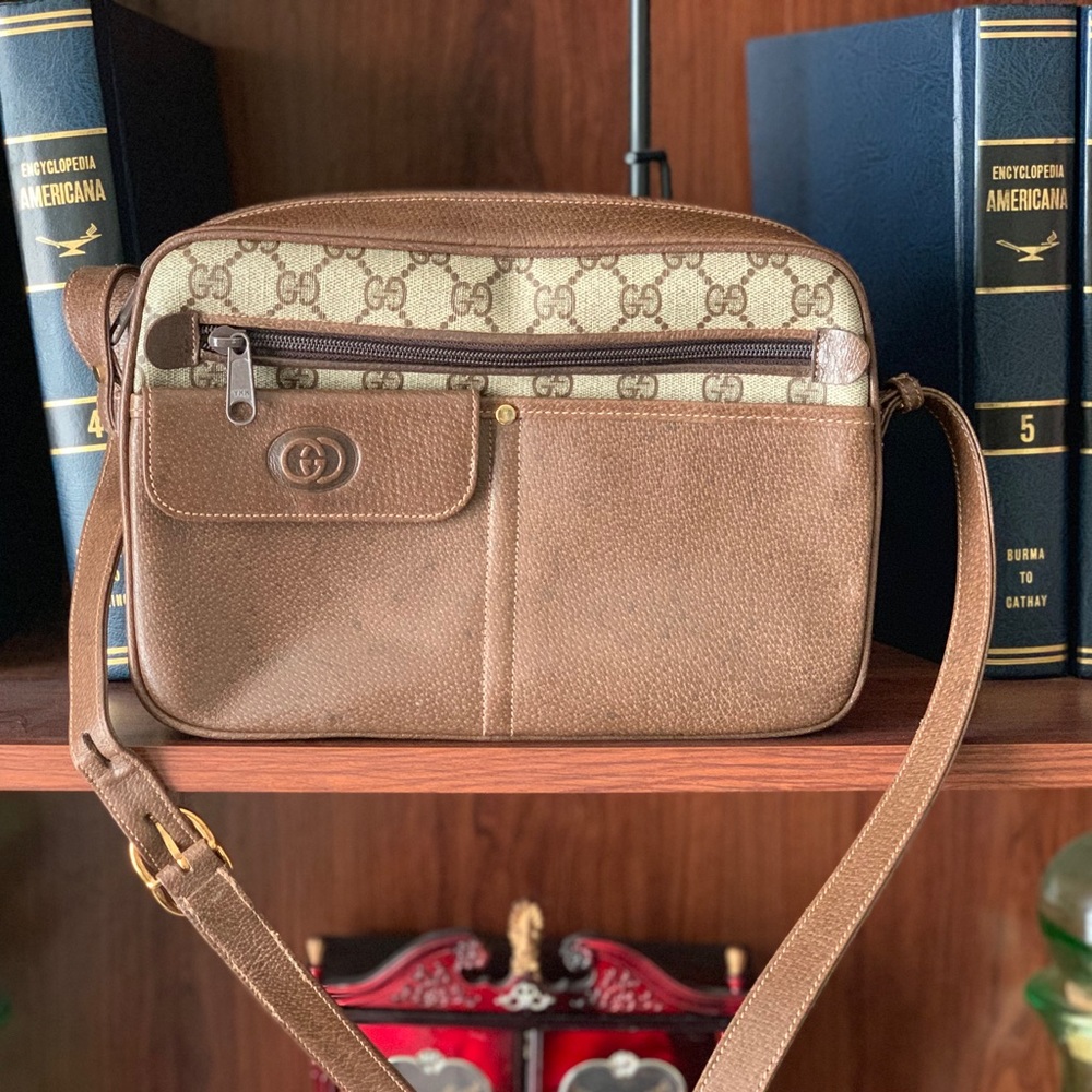 Vintage Gucci handbag